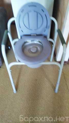 Продам: Кресло для инвалидов с санитарным оборуд