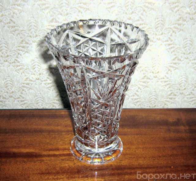 Продам: вазу для цветов (хрусталь, СССР)