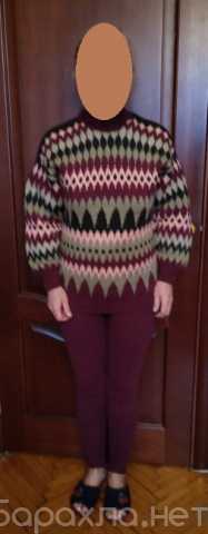Продам: Вязаный женский свитер ручной работы