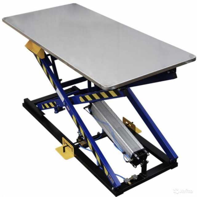 Продам: Пневматический стол для обивки мебели st