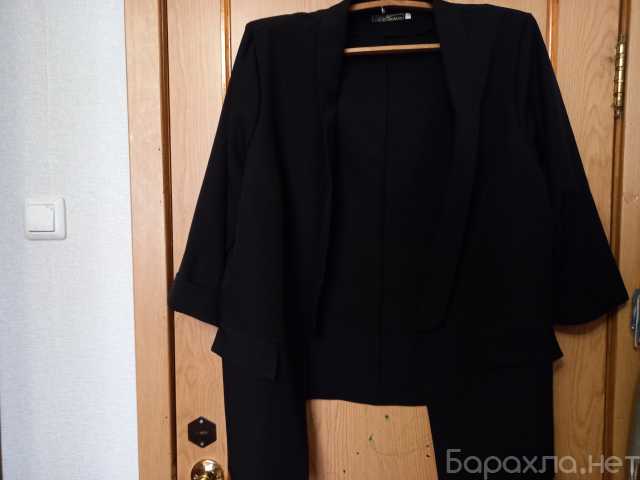Продам: Новый черный пиджак 64 р