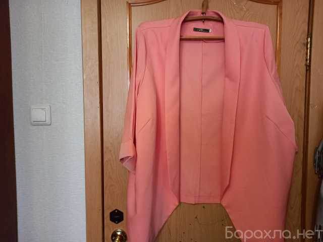 Продам: Новый розовый пиджак 66 р