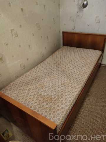 Продам: Две кровати (полуторки) гарнитур