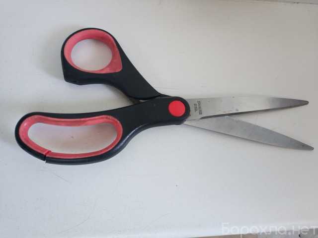 Продам: Отдам эти ножницы при покупке от 4тр