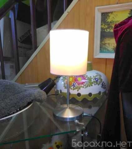 Продам: Настольная лампа ИКЕА Ingared, БУ