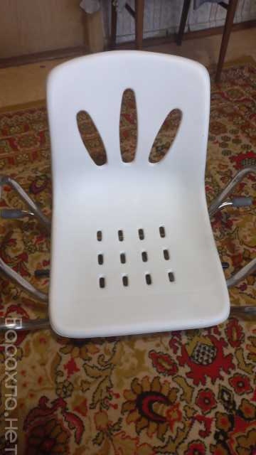 Продам: Кресло для ванной поворотное