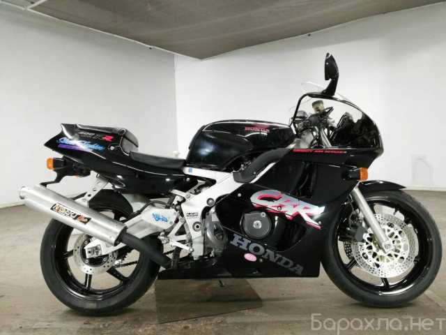 Продам: Мотоцикл спортбайк Honda CBR400RR