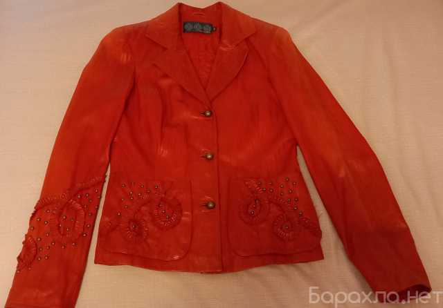 Продам: Пиджак женский кожаный, красный, 44 р
