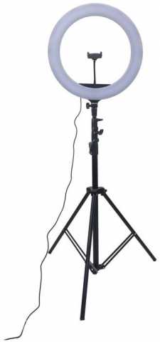 Продам: Светодиодный осветитель Raylab RL-0518