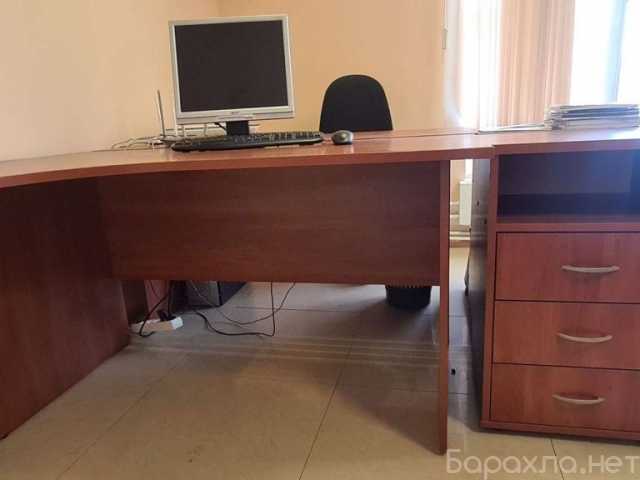 Продам: офисный угловой стол