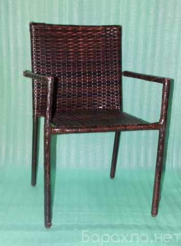 Продам: Кресло коричневое из ротанга, б/у