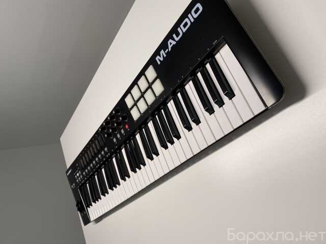 Продам: MIDI-клавиатура M-Audio Oxygen61