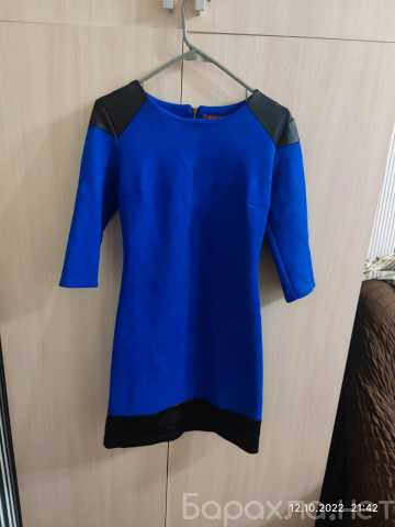 Продам: Нарядное синее женское платье б/у миди
