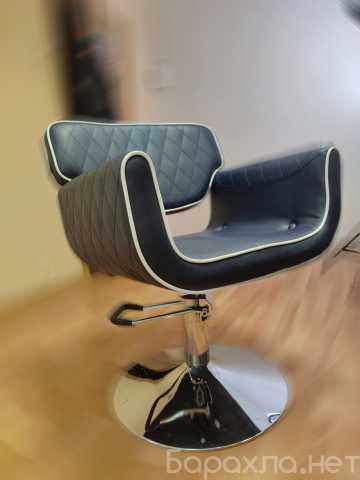 Продам: Парикмахерское кресло и мойка
