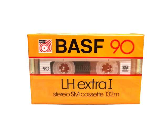 Продам: Аудиокассета BASF LH Extra I 90 жёлтые