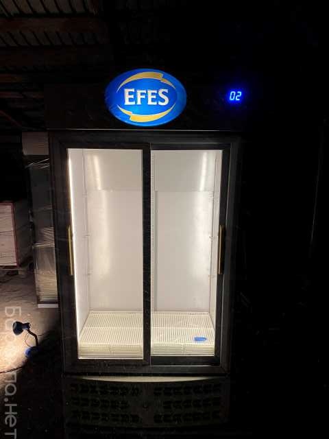 Продам: Холодильный шкаф Frigorex F1000 с замком