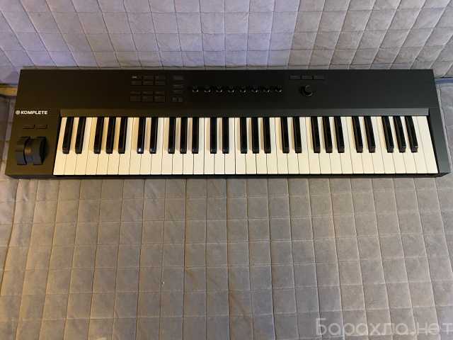 Продам: Midi клавиатура Komplete Kontrol A61