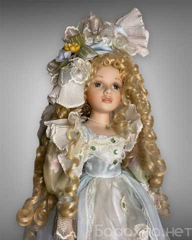 Продам: Большая фарфоровая кукла