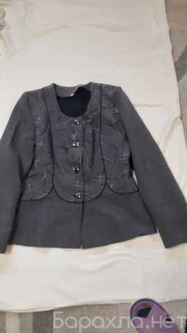 Продам: пиджаки женские короткие