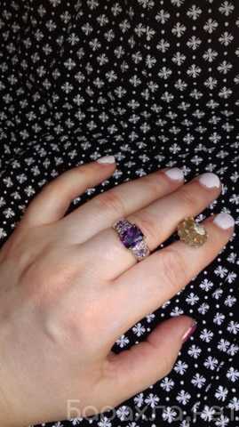 Продам: Кольцо фиолетовое с кристаллами .Серебро