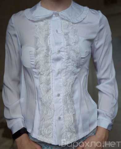 Продам: Блузка школьная нарядная