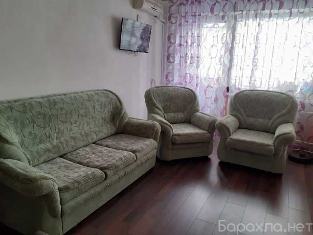 Продам: мягкая мебель диван и два кресла