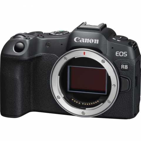Продам: Беззеркальная камера Canon EOS R8