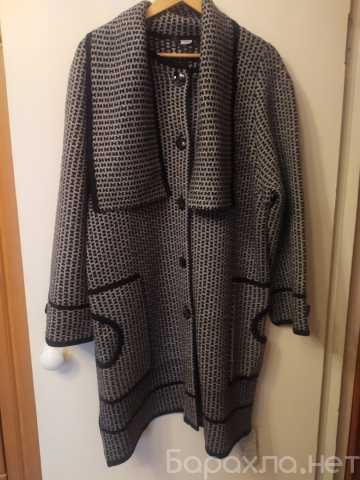 Продам: шерстяное женское пальто