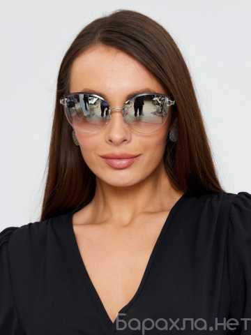 Продам: Солнцезащитные женские очки