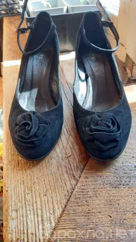 Продам: Туфли женские бархатные