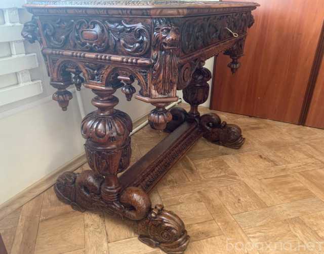 Продам: стол дубовый резной старинный с мордами