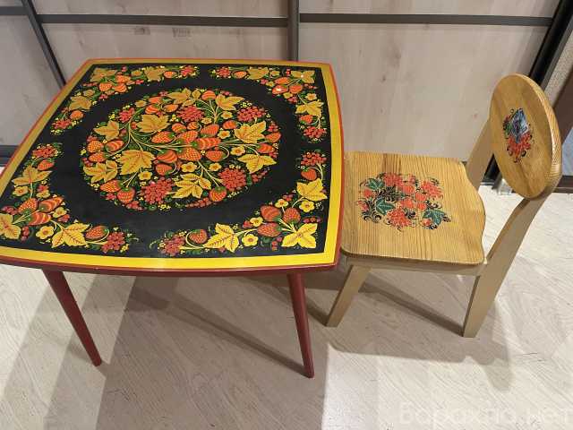 Продам: Детский столик и стул