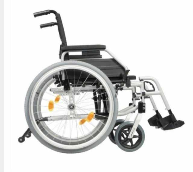 Продам: Инвалидная коляска, новая