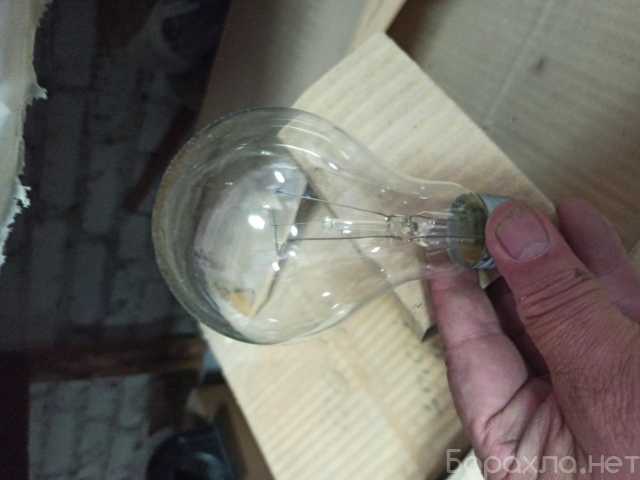 Продам: электрическая лампочка Б220-230-150 (90)