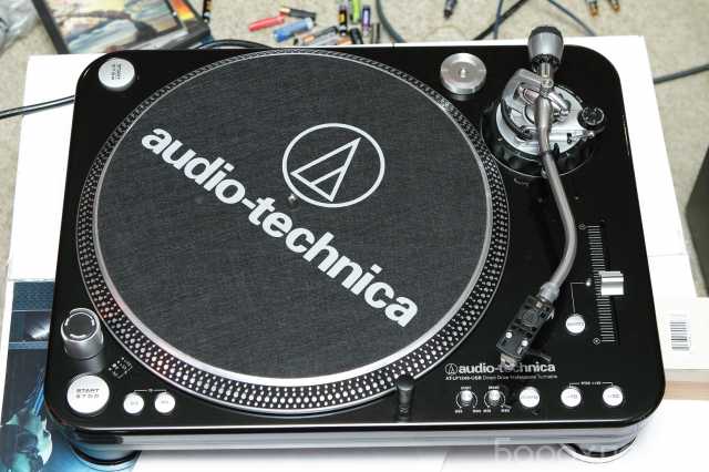 Продам: проигрыватель Audio-Technica AT-LP1240 U