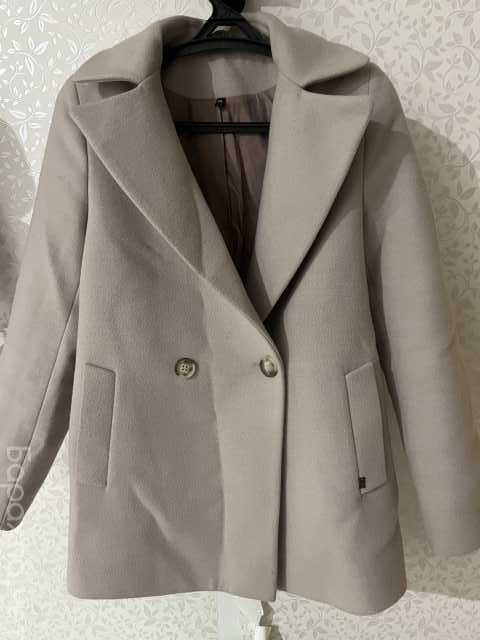 Продам: Пальто женское, размер 44