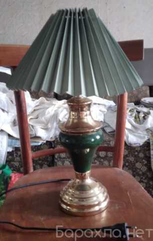 Продам: Настольная лампа