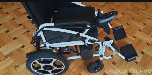 Продам: Электрическая кресло коляска MET Comfort