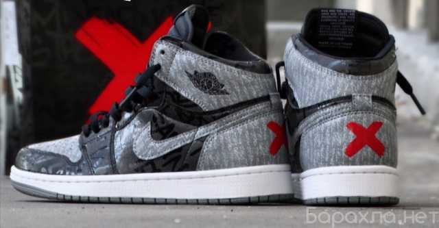 Продам: Nike Air Jordan 1 High OG "Rebellionaire