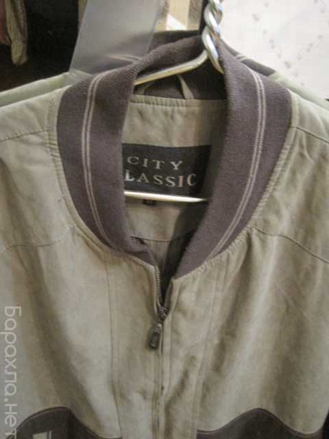 Продам: Куртка легкая демисезонная цвета хаки