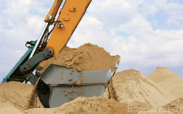 Продам: Продажа песка сеяного, строительного