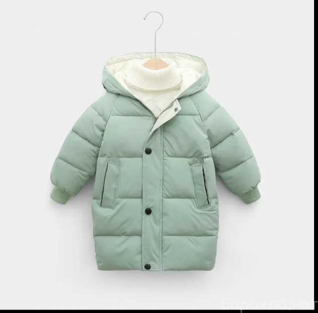 Продам: Детское пуховое пальто с хлопковой подкл