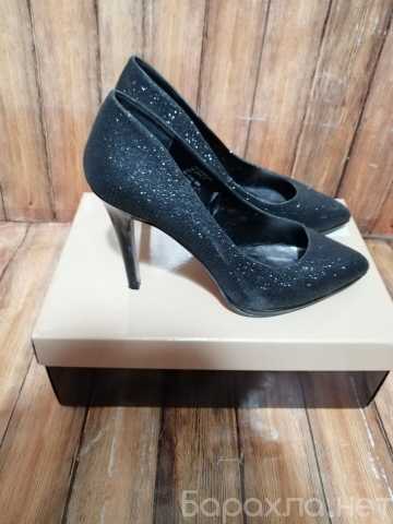 Продам: Туфли женские модельные Centro