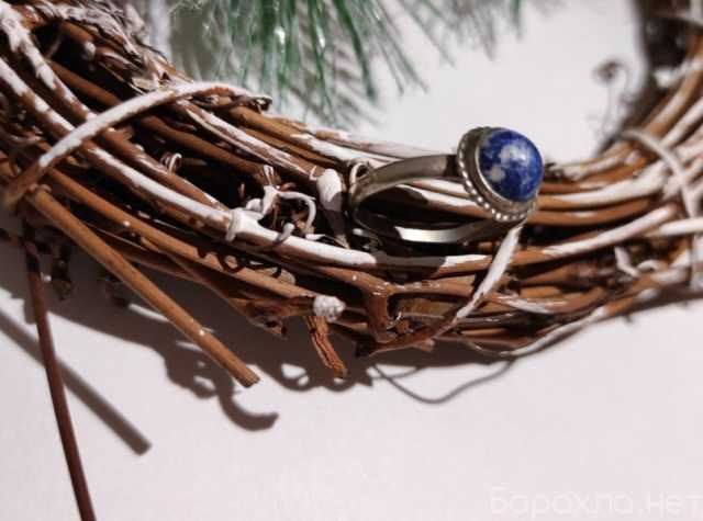 Продам: Винтажное кольцо с натуральным камнем