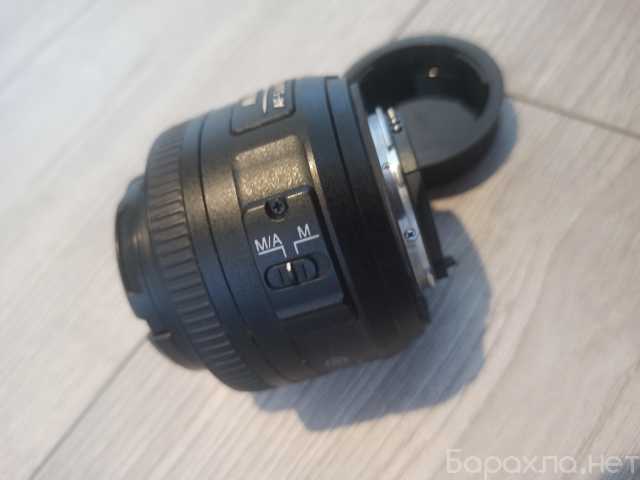 Продам: Объектив Nikon NIKKOR AF-S DX 35mm f/1.8