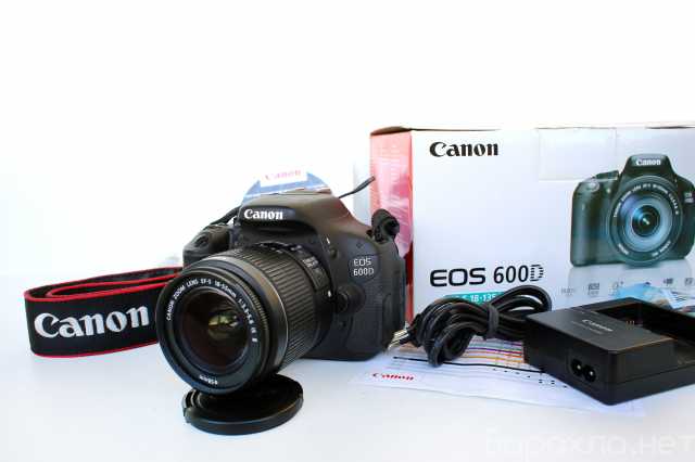 Продам: Canon EOS 600D с объективом