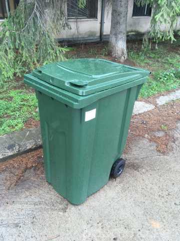 Продам: Контейнер для мусора и рсо 360 литров