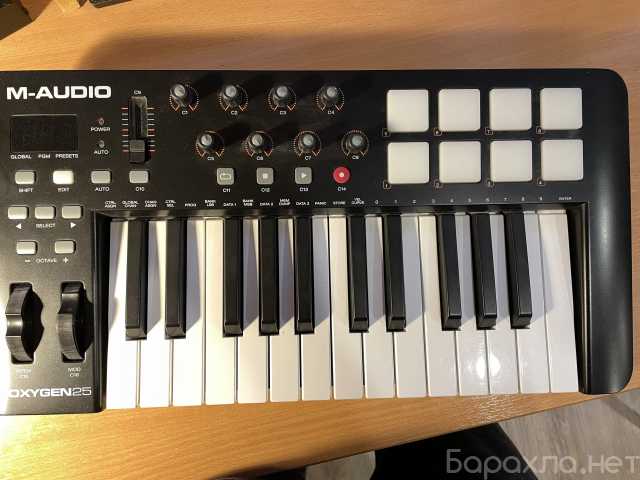 Продам: MIDI-клавиатура M-AUDIO Oxygen 25