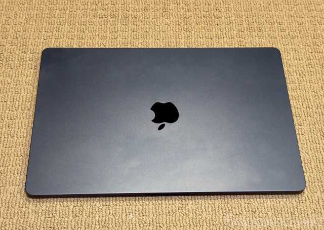 Продам: MINT - 2023 Apple MacBook Air 15