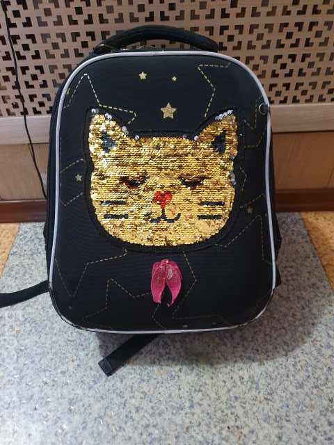 Продам: Школьный рюкзак для девочки